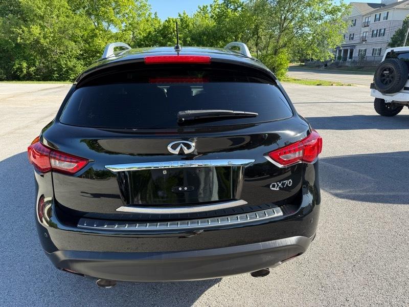 Infiniti QX70 AWD 2014