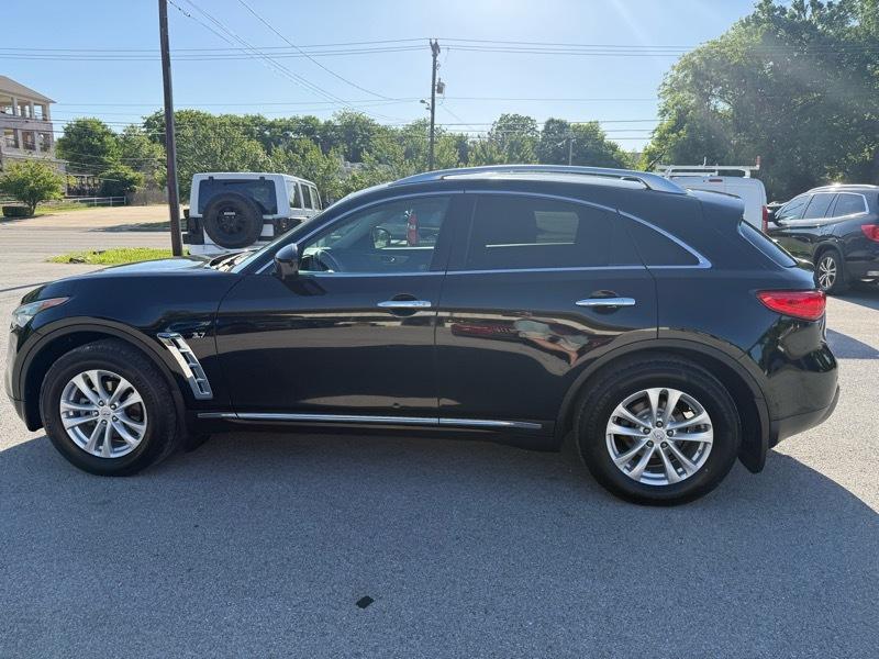 Infiniti QX70 AWD 2014