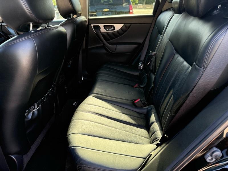 Infiniti QX70 AWD 2014