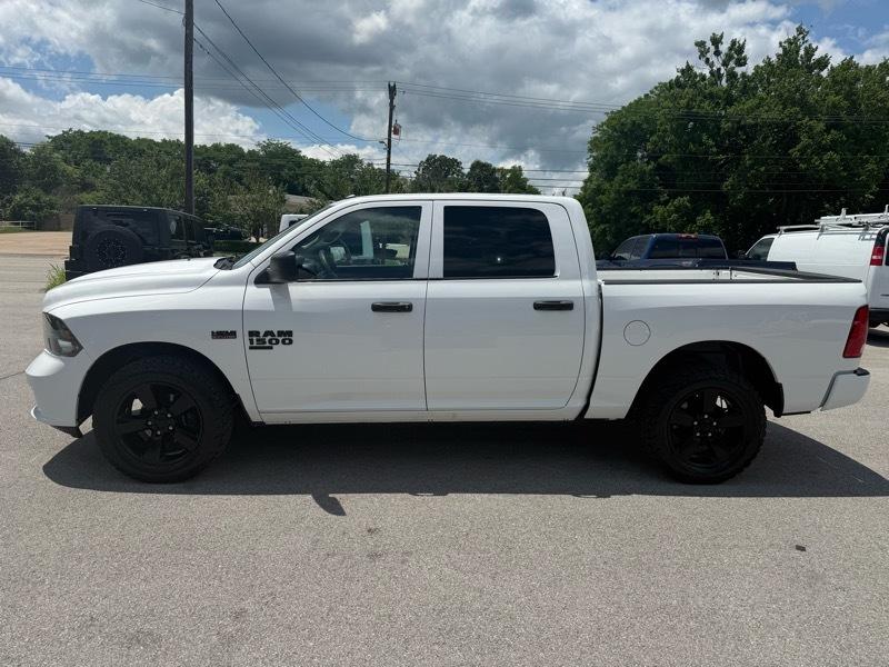 RAM 1500 Classic Express 4x4 Crew Cab 5'7" Box 2019