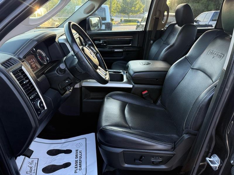 RAM 1500 Laramie Crew Cab 4WD 2016