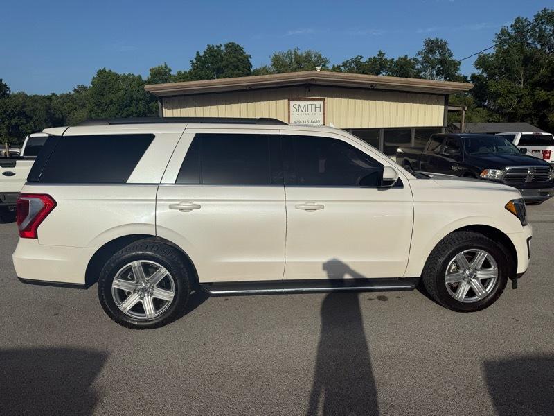 Ford Expedition XLT 4WD 2018