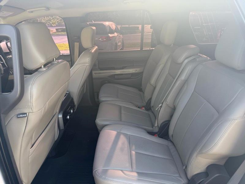 Ford Expedition XLT 4WD 2018