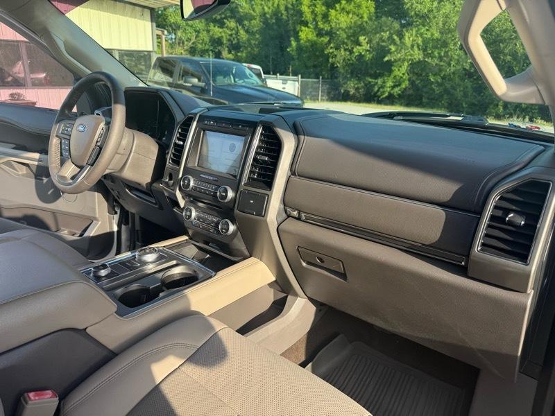 Ford Expedition XLT 4WD 2018