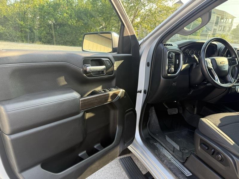 Chevrolet Silverado 1500 Limited LT Crew Cab 4WD 2022