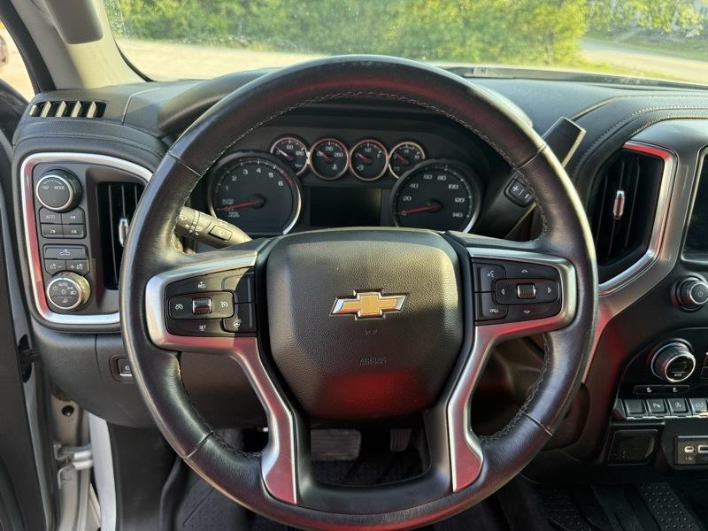 Chevrolet Silverado 1500 Limited LT Crew Cab 4WD 2022