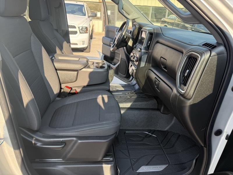 Chevrolet Silverado 1500 Limited LT Crew Cab 4WD 2022