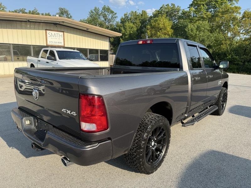 RAM 1500 Express 4x4 Quad Cab 6'4" Box 2018