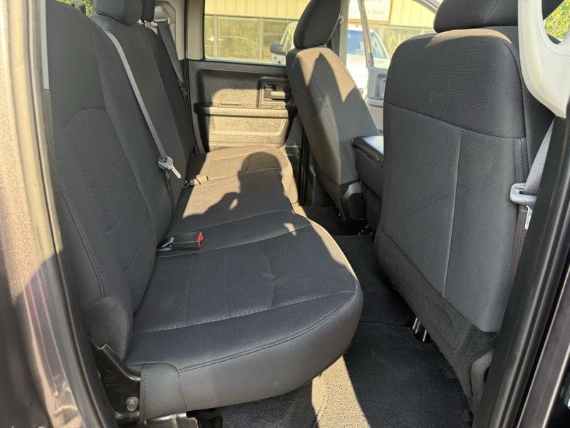 RAM 1500 Express 4x4 Quad Cab 6'4" Box 2018
