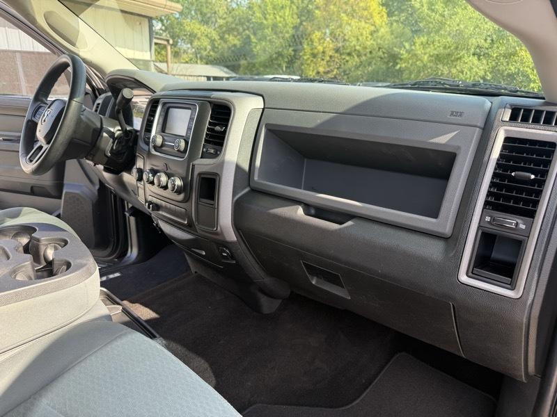 RAM 1500 Tradesman Crew Cab 4WD 2014
