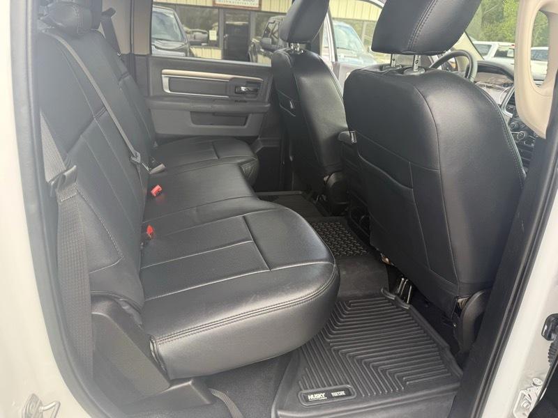 RAM 1500 Classic SLT Crew Cab LWB 4WD 2019