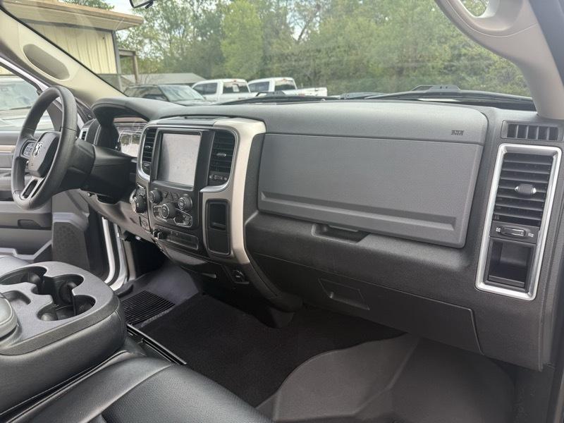 RAM 1500 Classic SLT Crew Cab LWB 4WD 2019