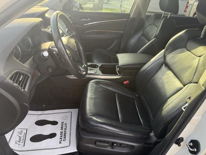 Acura MDX photo 10