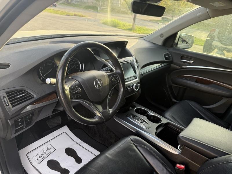 Acura MDX photo 11