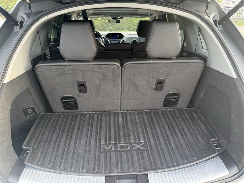 Acura MDX photo 17