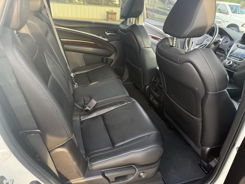 Acura MDX photo 20