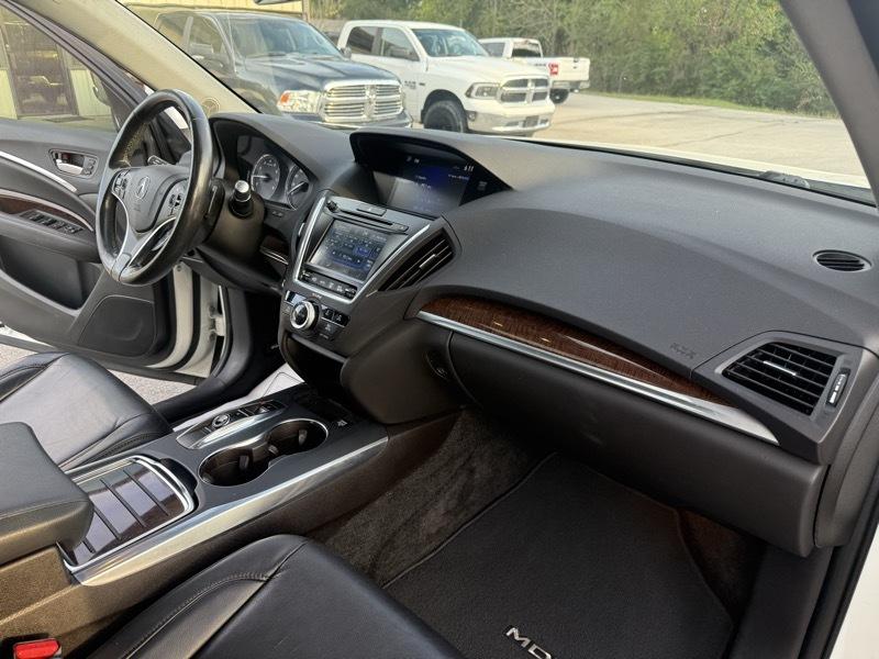 Acura MDX photo 22