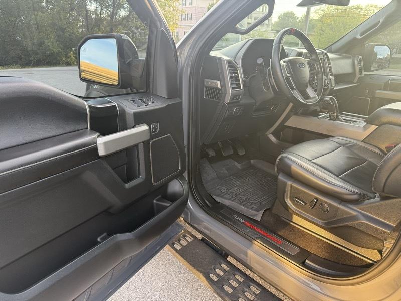 2018 Ford F-150 Raptor - Photo 8