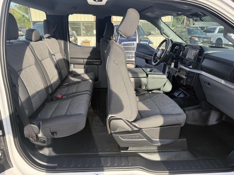 Ford F-150 photo 16