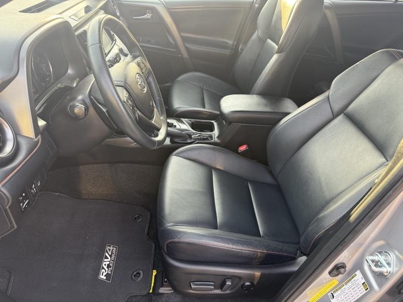 Toyota RAV4 photo 10