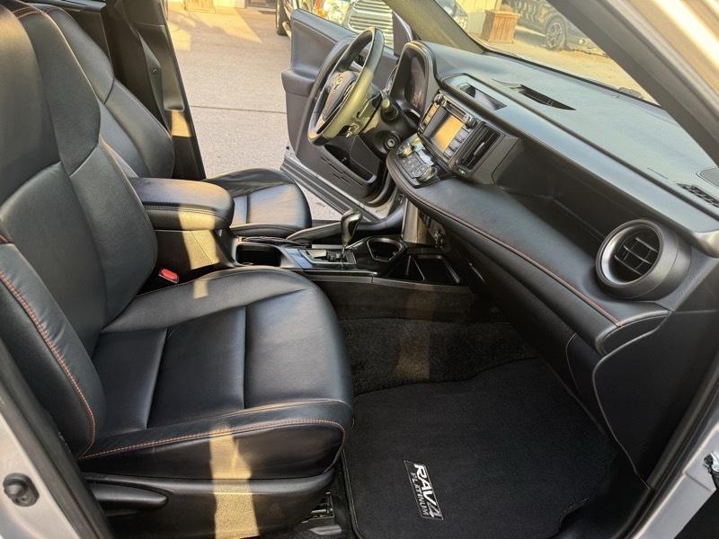 Toyota RAV4 photo 18