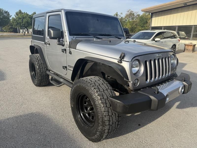 Jeep Wrangler JK photo 3