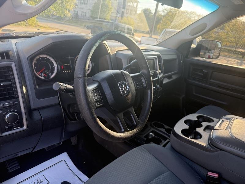 RAM 2500 Tradesman Crew Cab SWB 4WD 2017