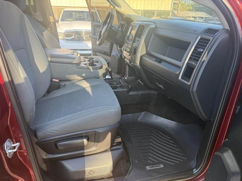 RAM 2500 Tradesman Crew Cab SWB 4WD 2017