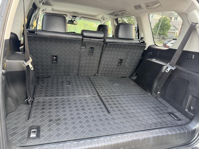 Lexus GX photo 14