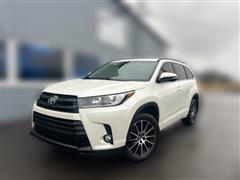 2017 Toyota Highlander 