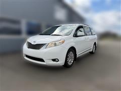 2013 Toyota Sienna 