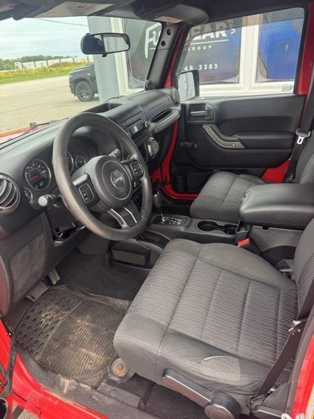 Jeep Wrangler photo 5