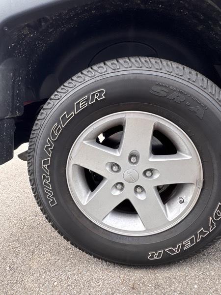 Jeep Wrangler photo 9