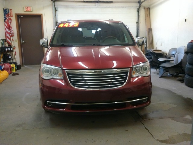 Chrysler Town & Country  2013