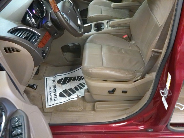 Chrysler Town & Country  2013