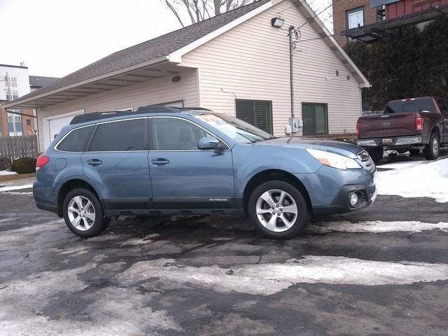 Subaru Outback  2013