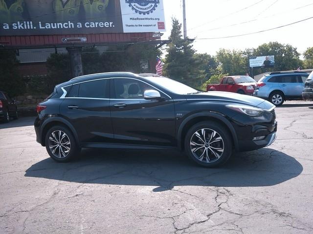 Infiniti QX30  2017