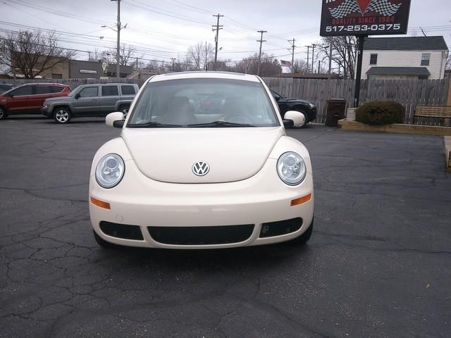 Volkswagen New Beetle  2008
