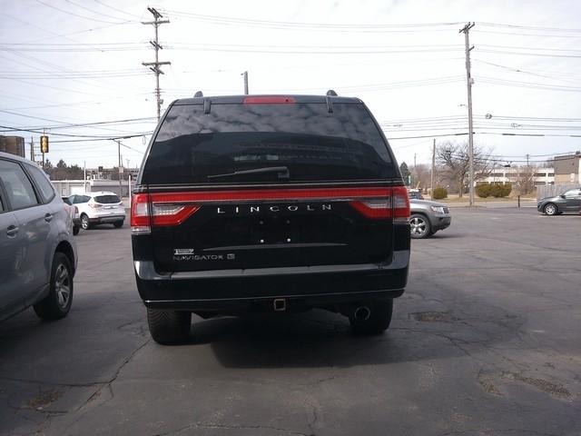 Lincoln Navigator  2017