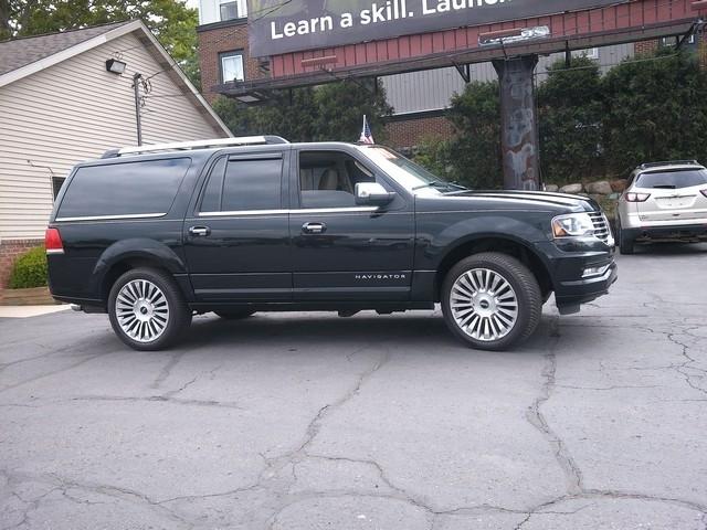 Lincoln Navigator  2017