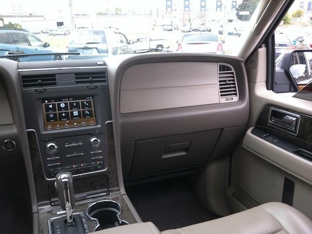 Lincoln Navigator  2017