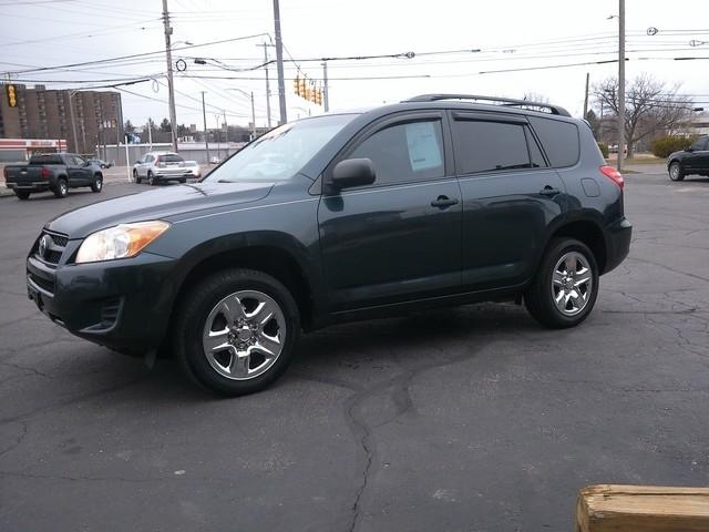 Toyota RAV4  2012