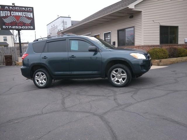 Toyota RAV4  2012