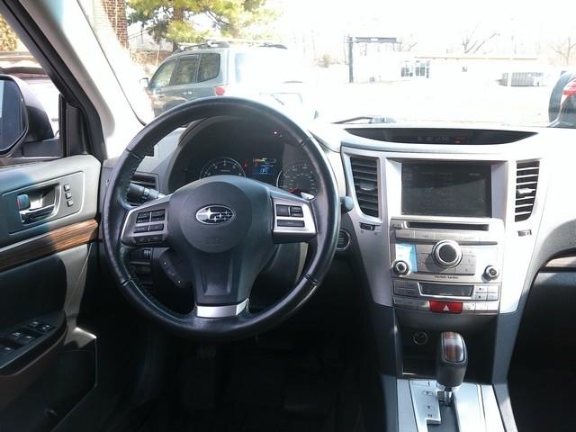 Subaru Outback  2013