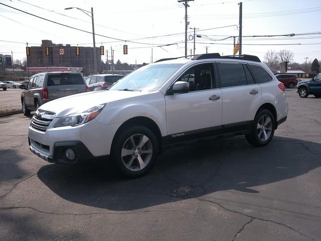 Subaru Outback  2013