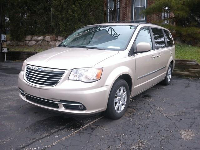 2012 Chrysler Town & Country 