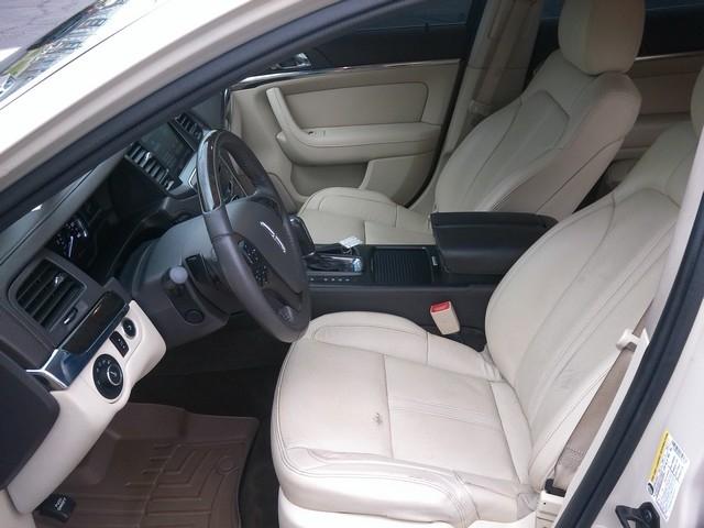 Lincoln MKS  2014