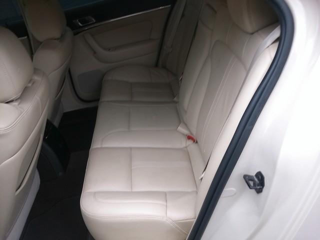 Lincoln MKS  2014