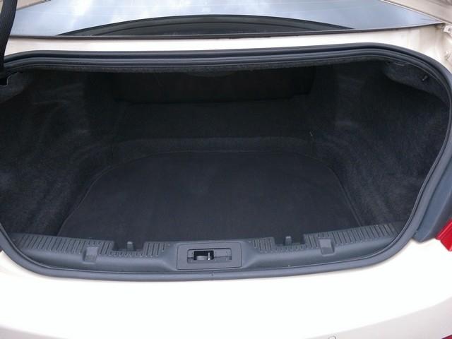 Lincoln MKS  2014