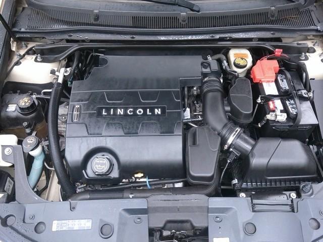 Lincoln MKS  2014